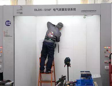聚焦技能精英 第46屆世界技能大賽遼寧省電氣裝置項(xiàng)目選拔賽在鐵嶺技師學(xué)院開幕